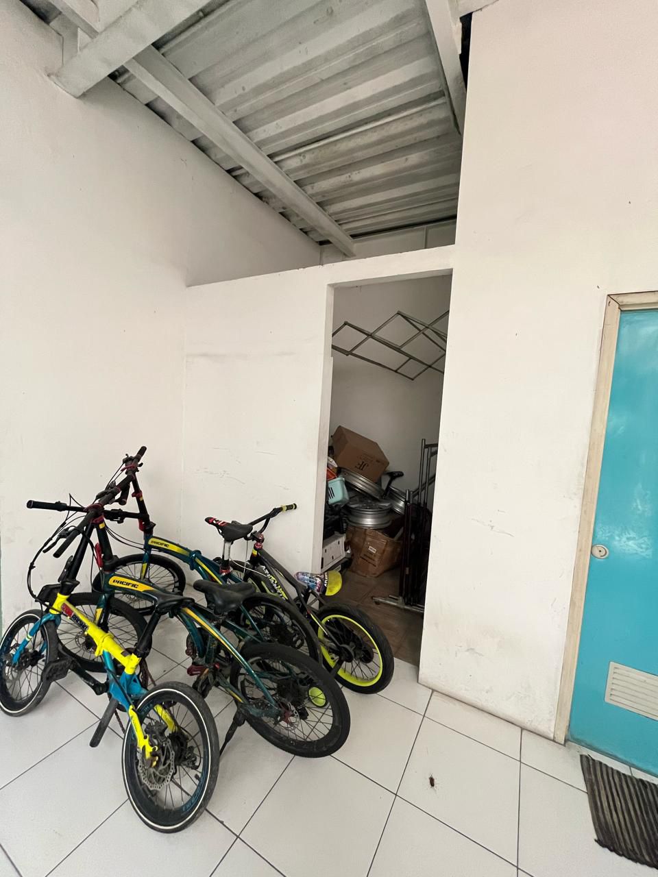 Rumah Dijual di Jalan Cilemah Abang Raya Cikarang Pusat 